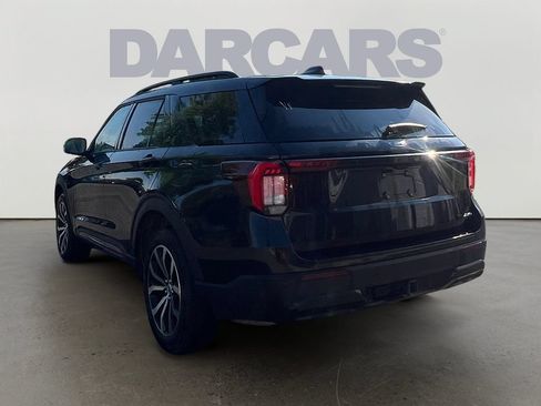 Used 2025 Ford Explorer ST-Line AWD/4WD image 5