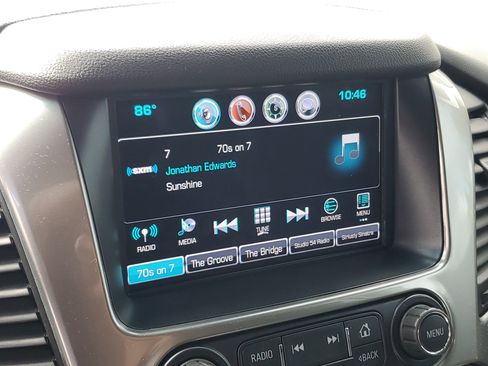 Used 2018 Chevrolet Tahoe LT image 10