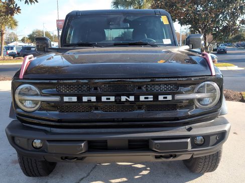 Used 2024 Ford Bronco Outer Banks image 3