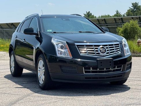 Used 2014 Cadillac SRX Luxury w/ Driver Awareness Package image 7