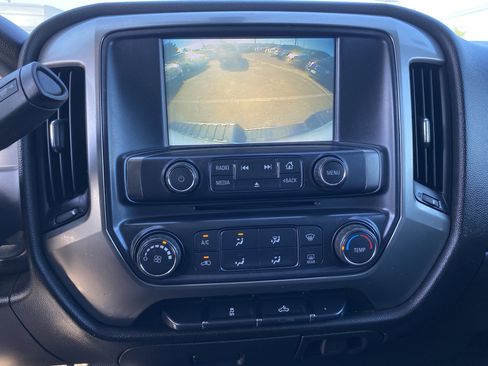 Used 2018 Chevrolet Silverado 1500 LT w/ Trailering Package image 14