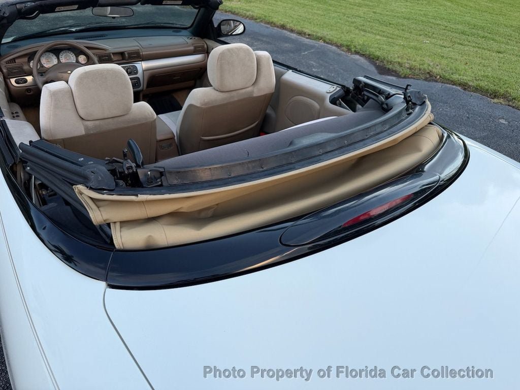 Used 2004 Chrysler Sebring GTC FWD image 24