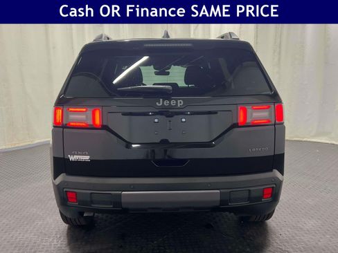 Used 2026 Jeep Cherokee Laredo AWD/4WD image 7