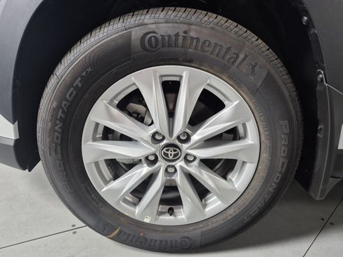 New 2026 Toyota Corolla Cross LE AWD/4WD image 10