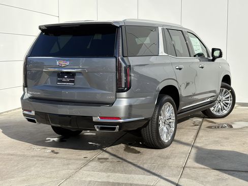 New 2026 Cadillac Escalade Luxury image 8