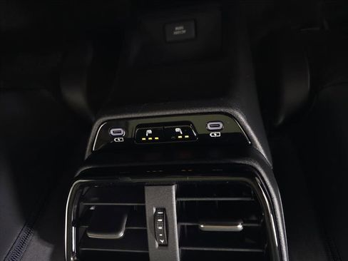 Used 2023 Lexus RZ 450e Premium image 35