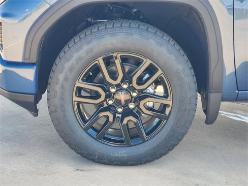 New 2026 GMC Sierra 1500 Elevation image 9