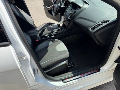 Used 2015 Ford Focus ST FWD image 24