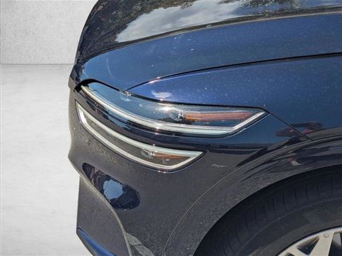 Used 2023 Genesis GV70 2.5T w/ Select Package image 14