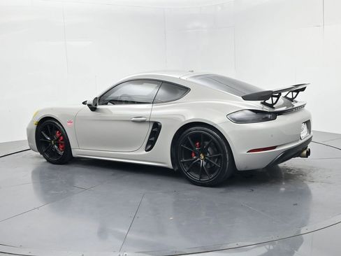 Used 2018 Porsche 718 Cayman S RWD image 5