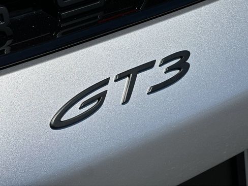 Used 2026 Porsche 911 GT3 RWD image 29