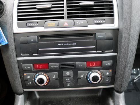 Used 2014 Audi Q7 3.0T Premium image 28