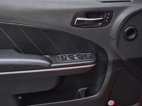 Used 2017 Dodge Charger R/T Scat Pack w/ Technology Group image 25