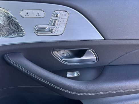 Used 2025 Mercedes-Benz GLE 350 4MATIC image 19