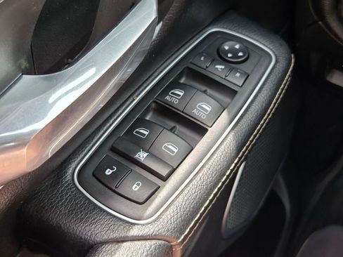 Used 2021 RAM 1500 Laramie w/ Sport Appearance Package AWD/4WD image 25