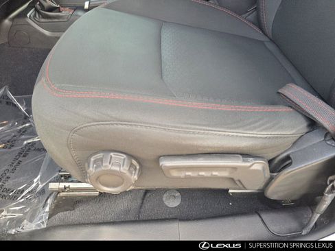 Used 2022 Jeep Wrangler Unlimited Rubicon AWD/4WD image 13