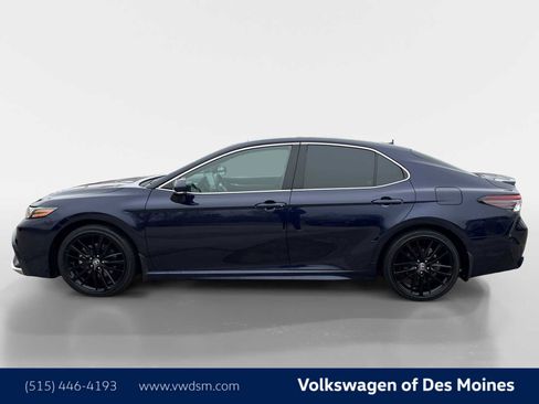 Used 2022 Toyota Camry XSE w/ Navigation Package image 3