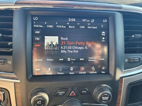 Used 2019 RAM 1500 Laramie image 22