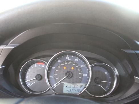 Used 2014 Toyota Corolla LE image 21