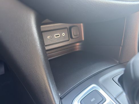 Certified 2024 Chevrolet Equinox LT AWD/4WD image 20