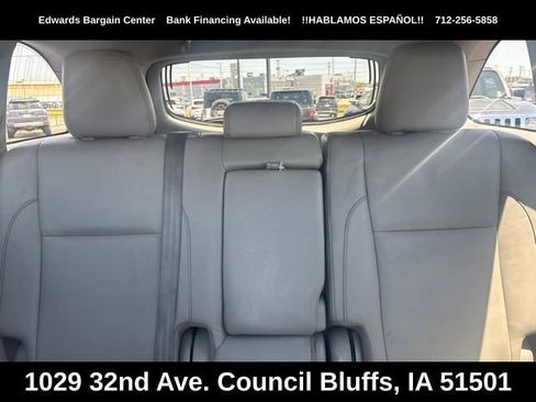 Used 2016 Toyota Highlander XLE AWD/4WD image 23