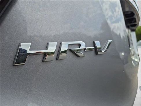 Used 2020 Honda HR-V Touring image 13