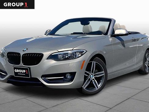 Used 2017 BMW 230i xDrive Convertible image 1