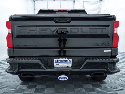 Used 2025 Chevrolet Silverado 1500 High Country w/ Midnight Edition AWD/4WD image 6