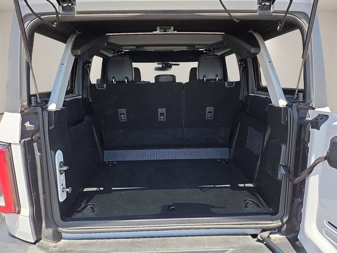 Used 2025 Ford Bronco Outer Banks AWD/4WD image 9