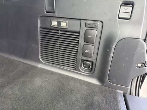 Used 2025 Ford Expedition Max Platinum image 35