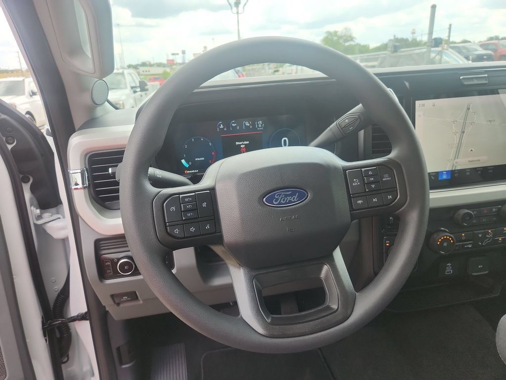 New 2027 Ford F350 XLT w/ XLT Premium Package AWD/4WD image 18