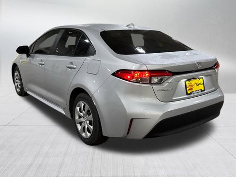 Used 2024 Toyota Corolla LE image 4