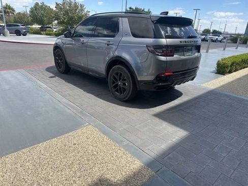 Used 2024 Land Rover Discovery Sport Dynamic SE AWD/4WD image 7