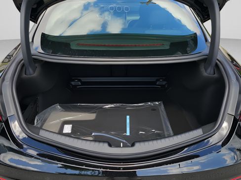 New 2026 Mercedes-Benz CLE 300 4MATIC Coupe image 9