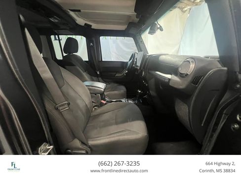 Used 2018 Jeep Wrangler Unlimited Sport S AWD/4WD image 11