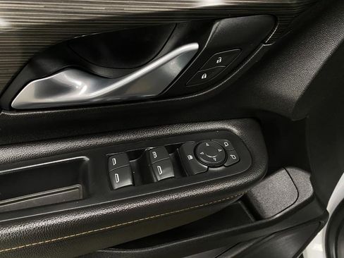 Used 2019 GMC Terrain SLT image 27