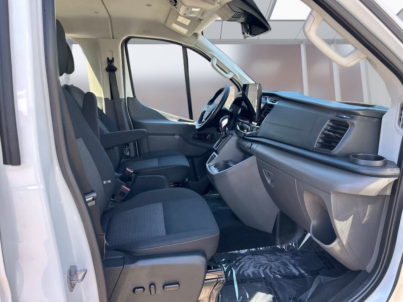 Used 2023 Ford Transit 350 XLT RWD image 19