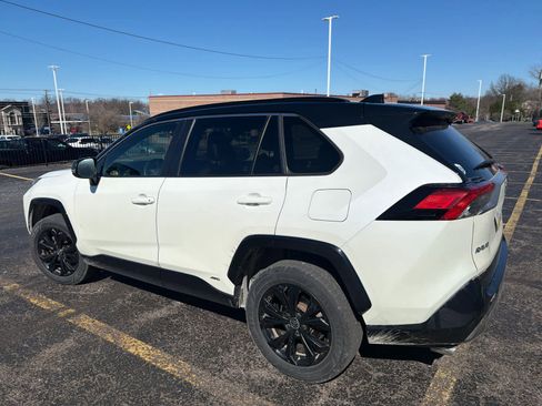 Used 2022 Toyota RAV4 XSE w/ XSE Grade Weather Package image 7