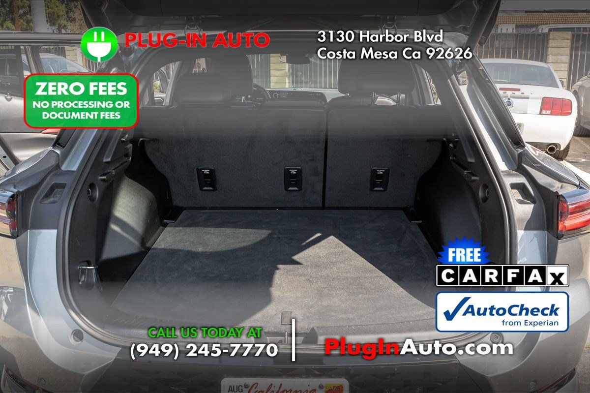 Used 2024 Chevrolet Equinox EV RS FWD image 10