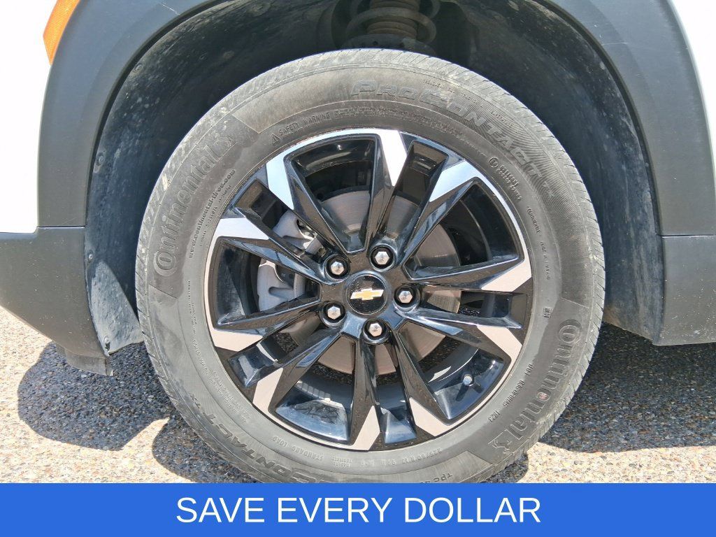 Used 2023 Chevrolet TrailBlazer LT FWD image 17