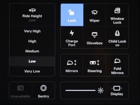 Used 2023 Tesla Model X Plaid image 36