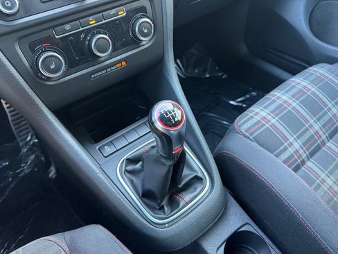 Used 2012 Volkswagen Golf 2-Door image 17