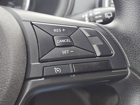 Used 2024 Nissan Kicks S image 30