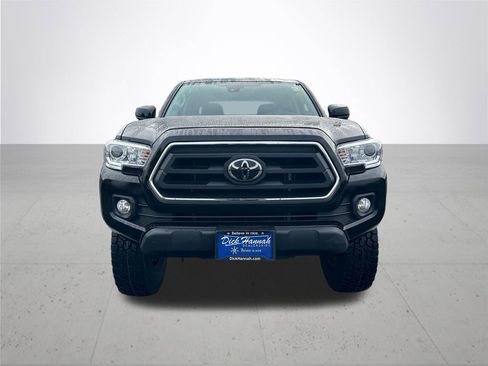 Used 2023 Toyota Tacoma SR5 w/ Black Out Package (TMS) AWD/4WD image 3