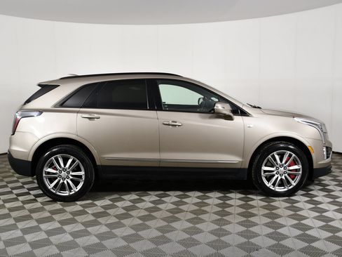 Used 2023 Cadillac XT5 Sportv AWD/4WD image 5