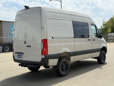 New 2025 Mercedes-Benz Sprinter 2500 image 3