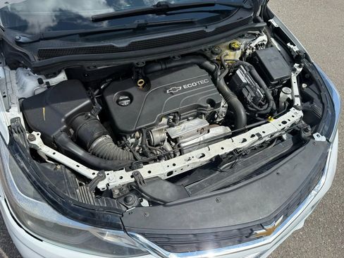 Used 2016 Chevrolet Cruze LT image 28