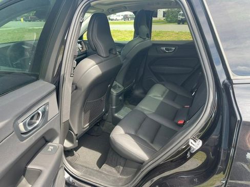 Used 2024 Volvo XC60 T8 Plus w/ Protection Package Premier AWD/4WD image 7