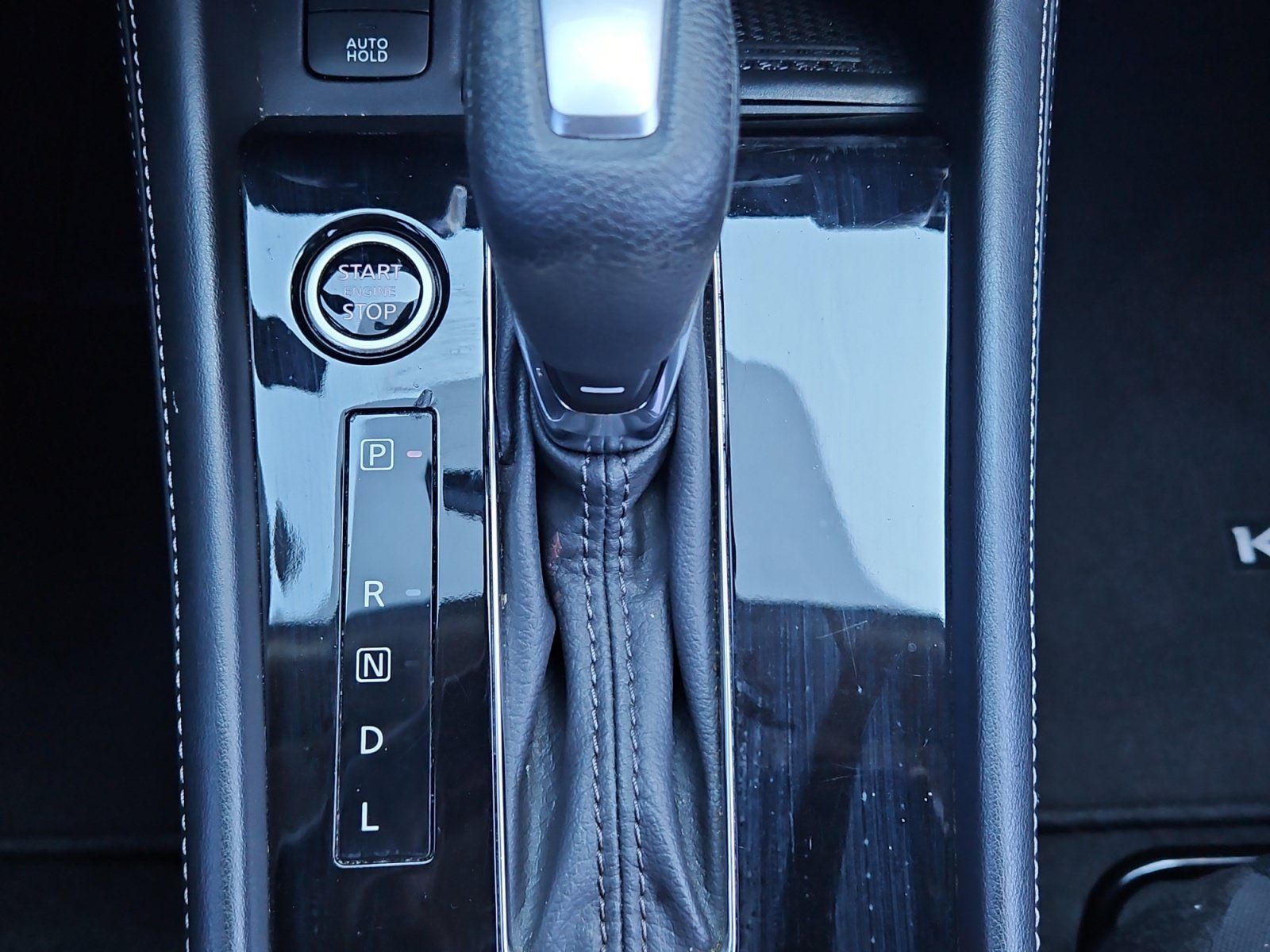 Used 2023 Nissan Kicks SV FWD image 21
