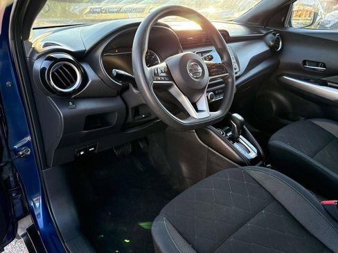 Used 2018 Nissan Kicks SV w/ Exterior Electronics Package image 19